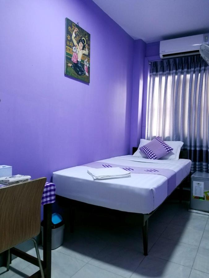 Albergue The Sat Yangón Exterior foto