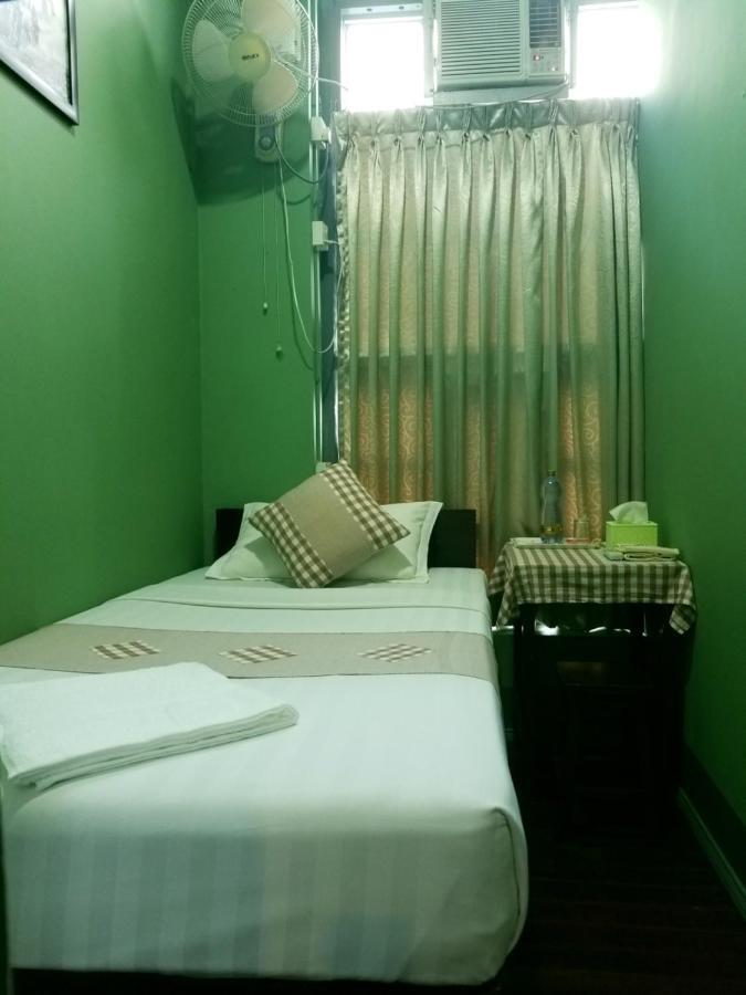Albergue The Sat Yangón Exterior foto